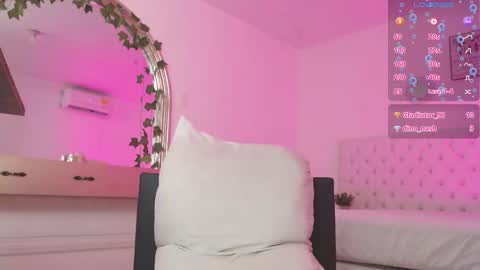 Snapshot of _miia_sweet chatting on September 11, 1:55 pm Paula online show from September 11, 1:55 pm