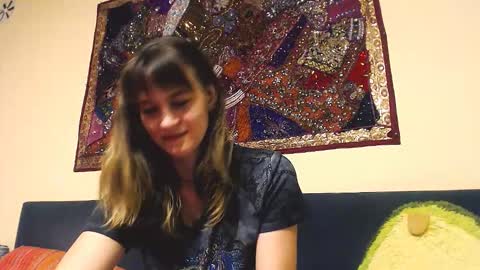 Boo online show from September 18, 7:45 pm