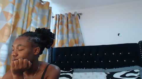 Snapshot of _miss_lofty chatting on December 13, 6:10 am Lofty online show from December 13, 6:10 am