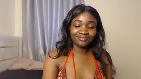 Snapshot of _miss_lofty chatting on February 11, 9:42 am Lofty online show from February 11, 9:42 am