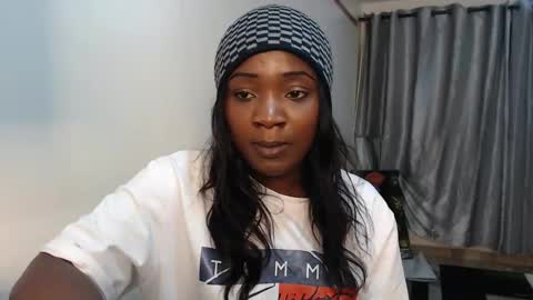 Snapshot of _miss_lofty chatting on February 16, 5:04 pm Lofty online show from February 16, 5:04 pm