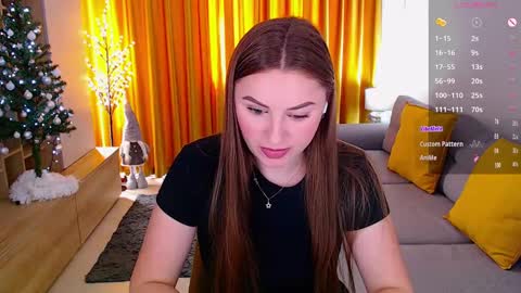 Mia online show from December 17, 11:28 am