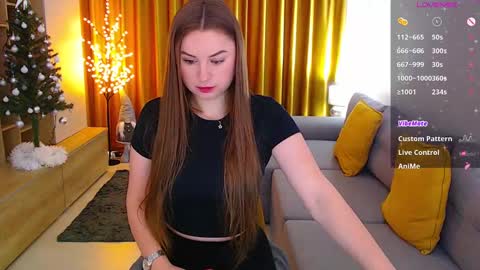 Mia online show from December 27, 9:06 am