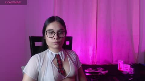 _moon_rosee online show from April 1, 1:28 am