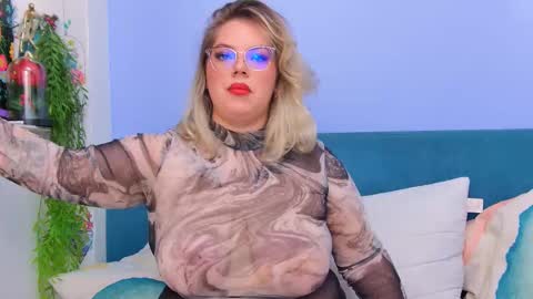 Fiona online show from October 4, 4:51 am