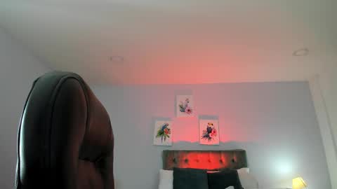 Snapshot of _natalie18_ chatting on November 1, 11:09 pm Natalie online show from November 1, 11:09 pm