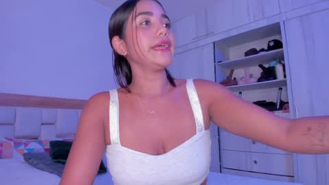 Snapshot of _natasha18_ chatting on January 22, 7:13 pm  Natasha online show from January 22, 7:13 pm