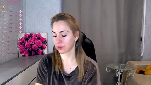 Megan online show from December 13, 9:04 am