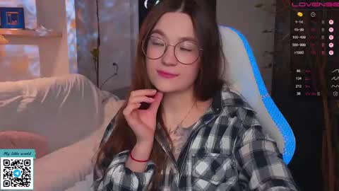 Mia with a big heart  online show from October 20, 11:57 am