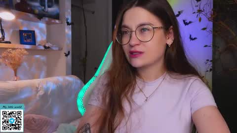 Mia with a big heart  online show from October 26, 12:28 am