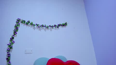 juliana online show from January 29, 9:12 am