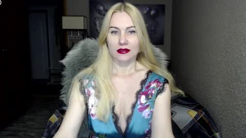 Snapshot of _night_fantasy_ chatting on January 21, 2:05 pm Donella online show from January 21, 2:05 pm