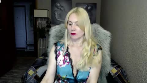 Snapshot of _night_fantasy_ chatting on March 10, 1:10 pm Donella online show from March 10, 1:10 pm