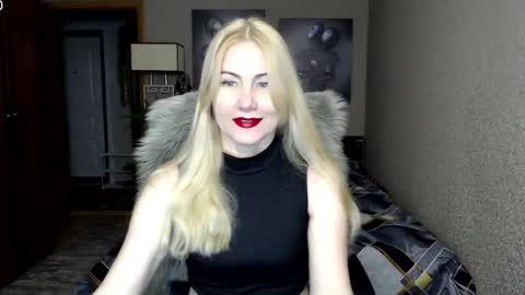 Snapshot of _night_fantasy_ chatting on February 3, 2:02 pm Donella online show from February 3, 2:02 pm