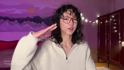 Snapshot of _octopussy_ chatting on February 16, 4:53 am Mikayla online show from February 16, 4:53 am
