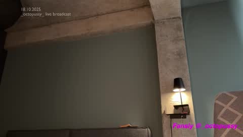 Mikayla online show from October 18, 10:51 am