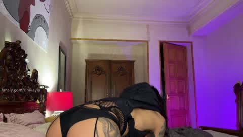 Snapshot of _octopussy_ chatting on December 24, 7:39 am Mikayla online show from December 24, 7:39 am