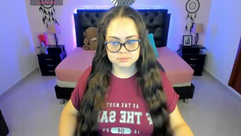 Olivia jones online show from April 15, 12:06 pm