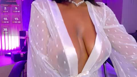 Paris online show from February 1, 9:02 pm