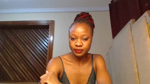 pixie online show from February 11, 5:07 pm