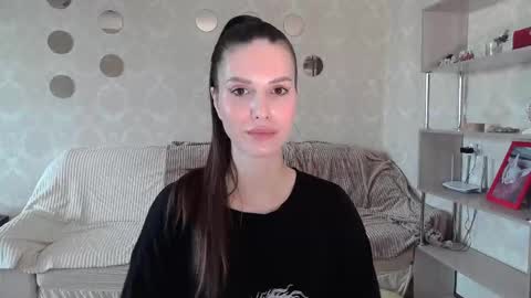 Snapshot of _pretty_fox_ chatting on September 30, 10:43 am _pretty_fox_ online show from September 30, 10:43 am