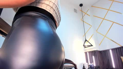 rebecca online show from November 16, 5:13 pm