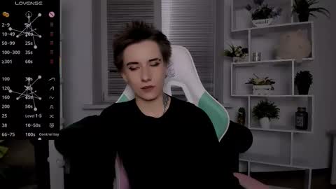 Rein online show from October 11, 8:00 pm