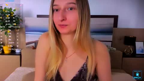 Snapshot of _ri_na_ chatting on October 17, 5:54 am I am Rina online show from October 17, 5:54 am