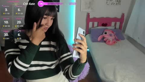 Snapshot of _roxy_1 chatting on December 6, 8:06 pm veronik independent model online show from December 6, 8:06 pm
