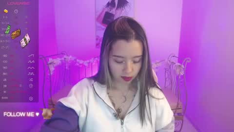Snapshot of _salome_lewis chatting on January 22, 11:45 am Salome online show from January 22, 11:45 am