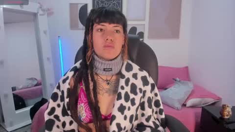 Snapshot of _sharlotte777 chatting on September 30, 2:22 pm _sharlotte777 online show from September 30, 2:22 pm