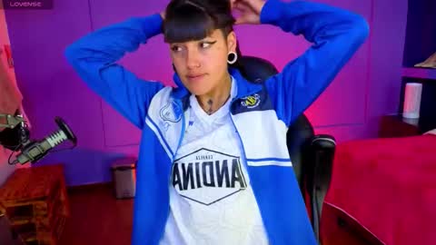 Snapshot of _sharlotte777 chatting on October 15, 2:30 pm _sharlotte777 online show from October 15, 2:30 pm