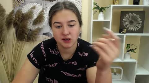 Sofi online show from September 12, 8:01 am