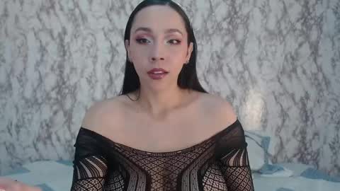 Sofia Parker online show from December 10, 7:37 am