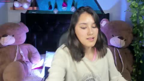 Snapshot of _sophie__miller chatting on February 23, 7:12 pm Sophie online show from February 23, 7:12 pm