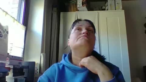 Melisa online show from March 26, 1:35 pm