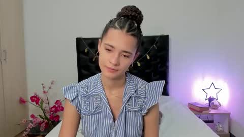 Sussi online show from March 7, 1:18 pm