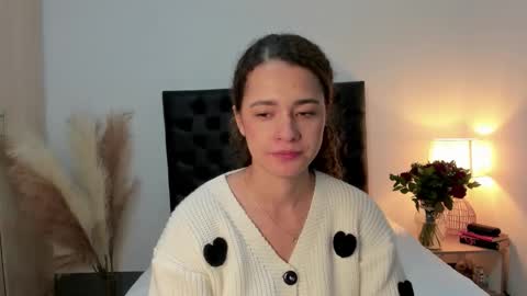 Sussi online show from October 7, 1:48 pm