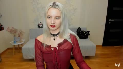Marie online show from February 19, 2:44 pm