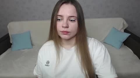Snapshot of _sweet_lana_ chatting on February 4, 8:13 am Lana online show from February 4, 8:13 am