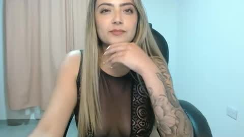 Snapshot of _sweet_rachel chatting on March 6, 2:30 am Rachel online show from March 6, 2:30 am