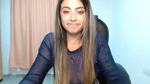 Snapshot of _sweet_rachel chatting on December 13, 3:16 am Rachel online show from December 13, 3:16 am