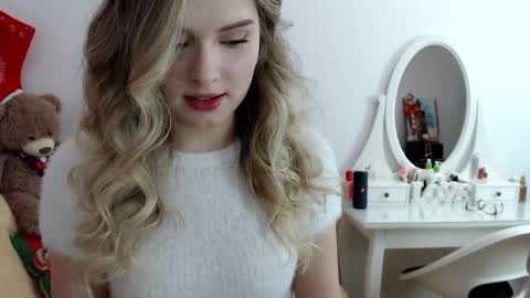 _sweettreat online show from December 23, 1:51 am
