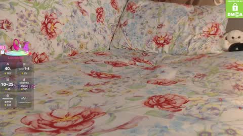 Mia online show from April 6, 4:46 am