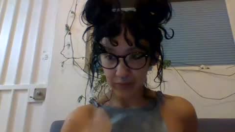 _tutti_frutti_ online show from February 18, 4:48 am