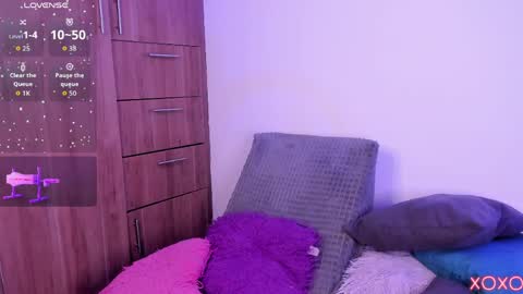     online show from April 28, 4:49 am