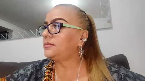 Valerie online show from November 25, 7:47 pm