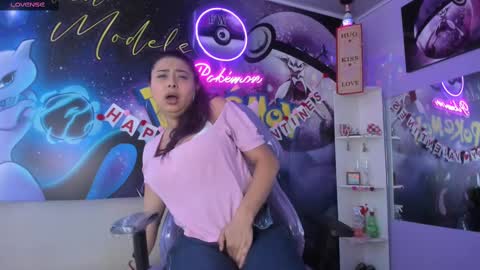 Snapshot of _valeryboobs_ chatting on February 19, 1:06 pm _valeryboobs_ online show from February 19, 1:06 pm