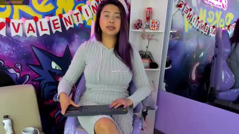 Snapshot of _valeryboobs_ chatting on February 10, 1:55 pm _valeryboobs_ online show from February 10, 1:55 pm