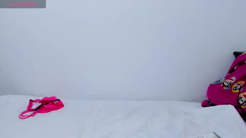 _valy_meghan_ online show from December 6, 1:22 pm
